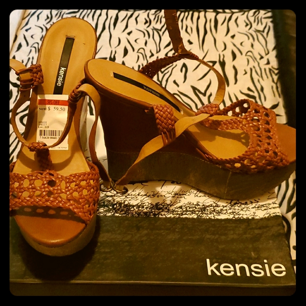 Wedge sandals